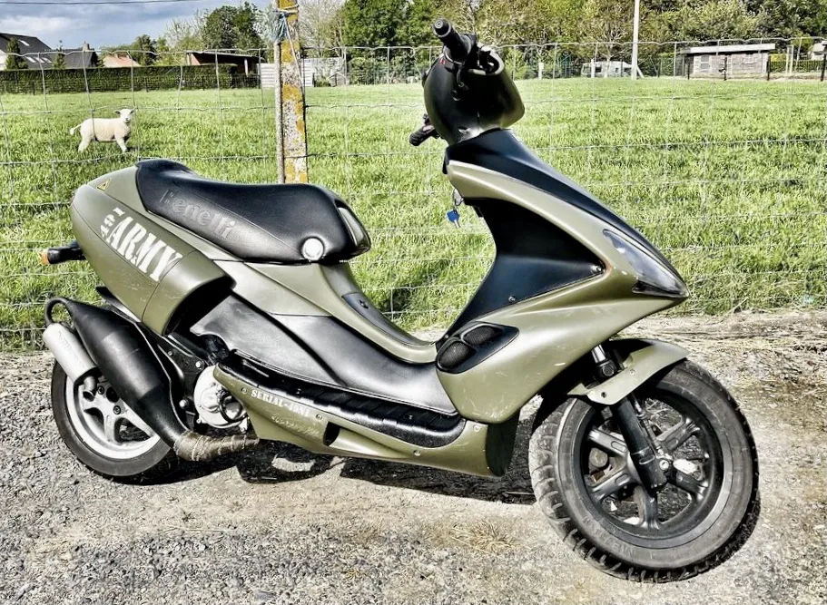 Benelli 491 Army 50 cc scooter
