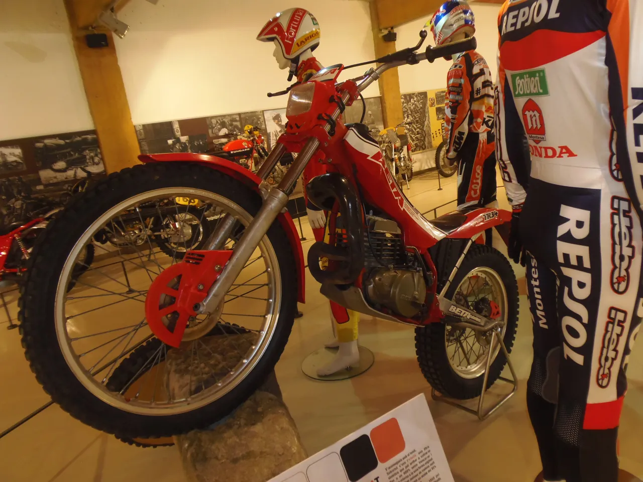 Beta TR 34 1987 zijaanzicht