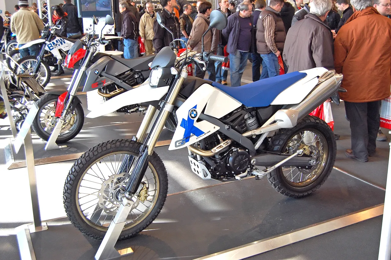 BMW G 650 XChallenge left side view
