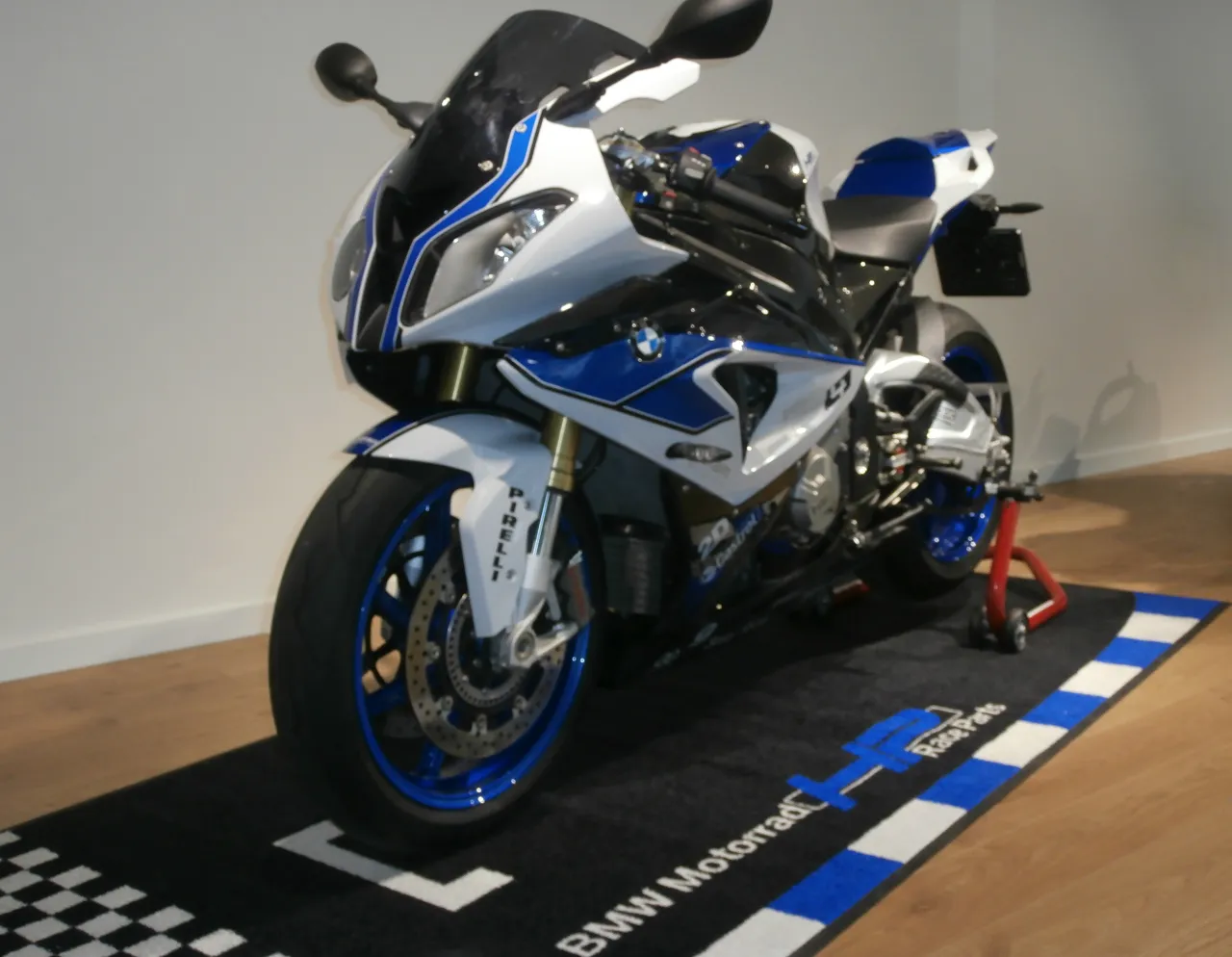 BMW HP4 voorkant detail motorshow