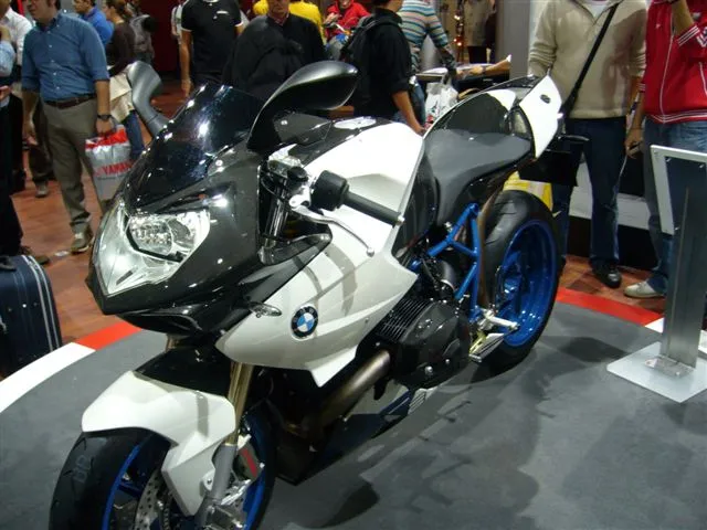 BMW HP2 Sport side profile
