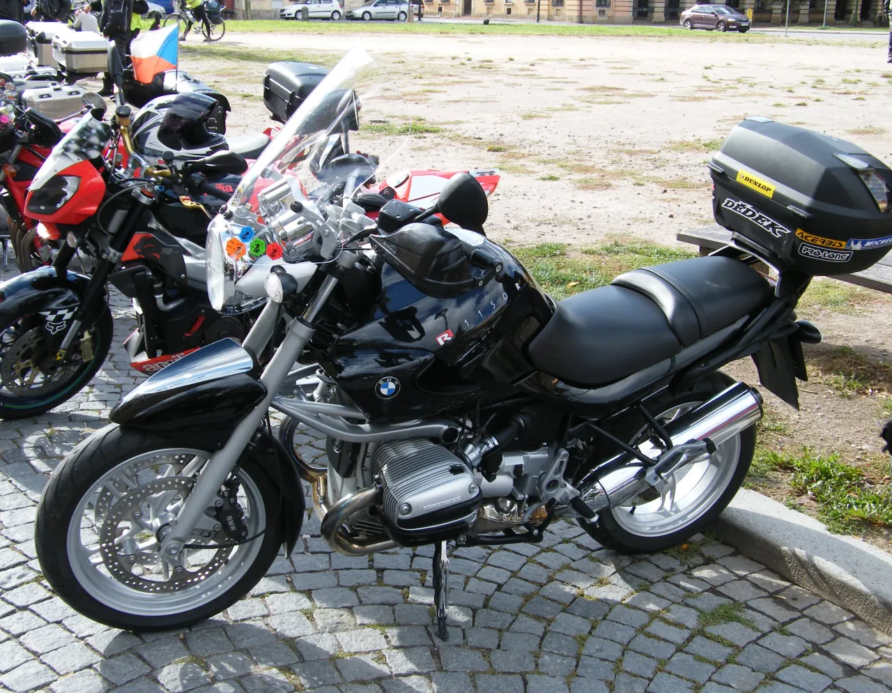 BMW R1150R vooraanzicht