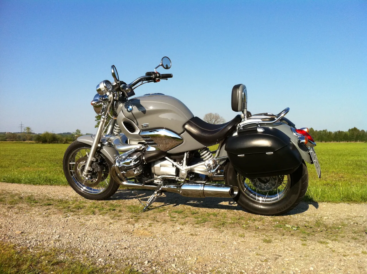 BMW R 1200 C parked