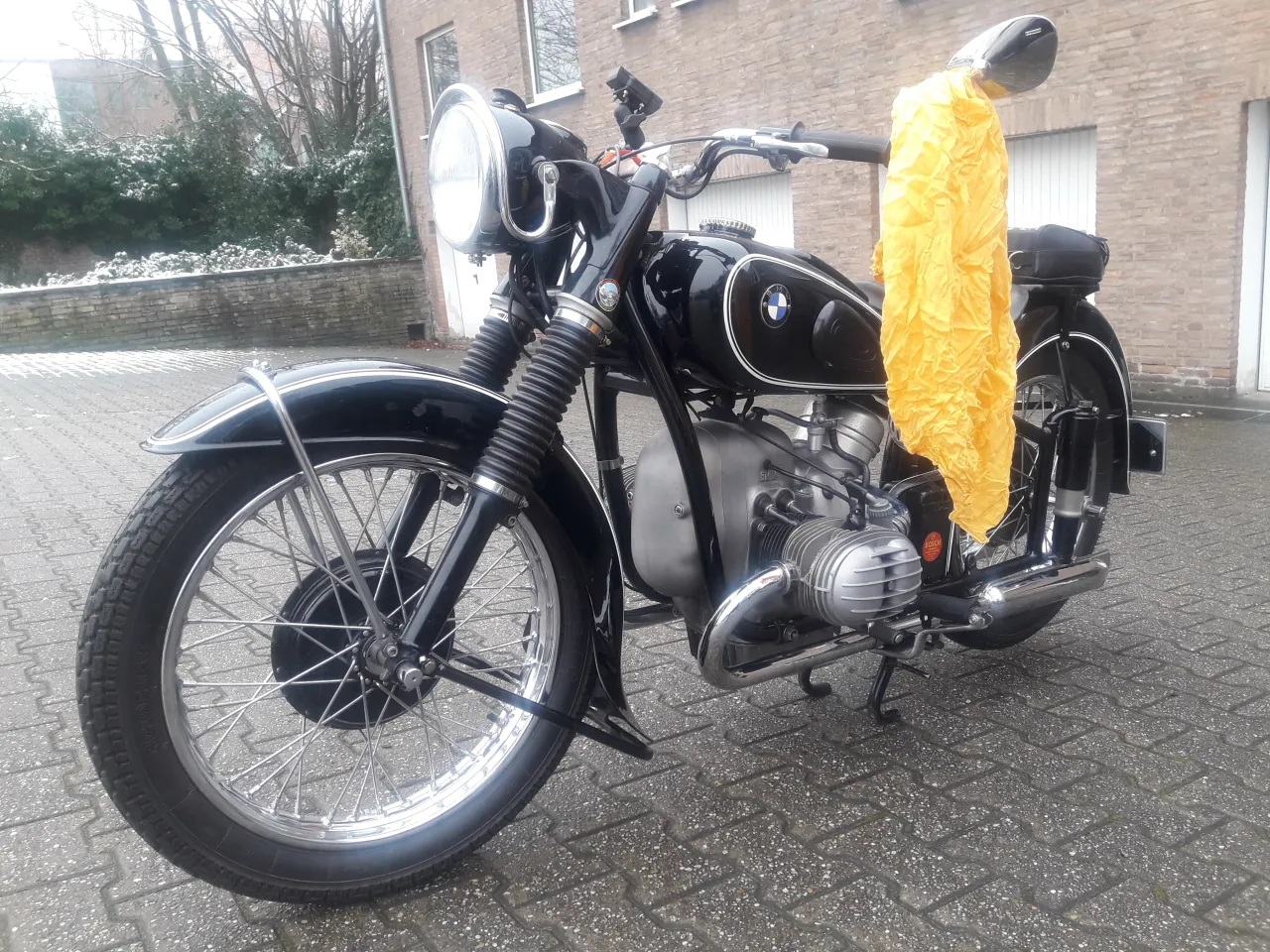 BMW R 51/3 uit 1952, zijaanzicht