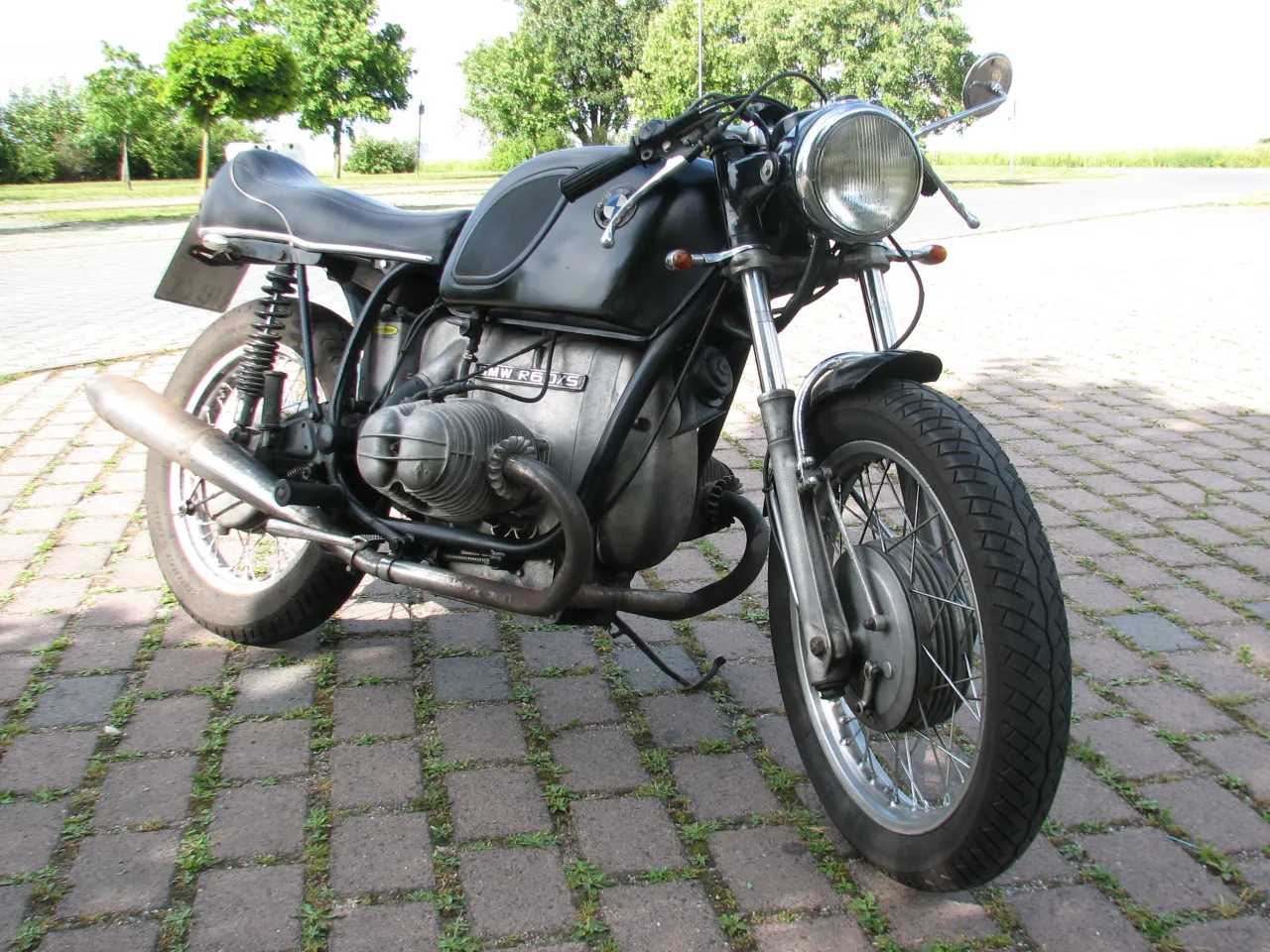 BMW R 60/5 klassieke boxer, zijaanzicht