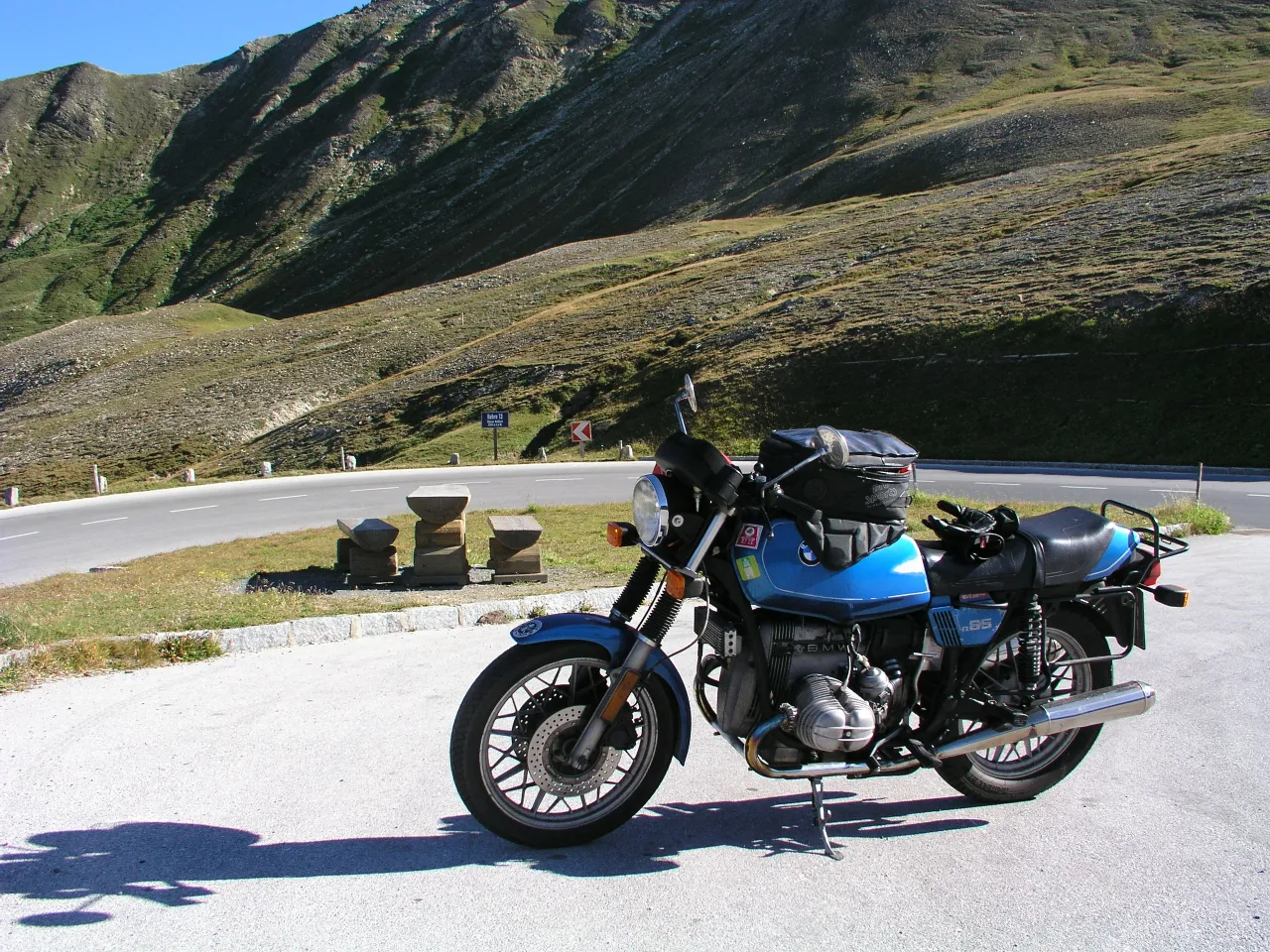 BMW R 65 boxer zijaanzicht