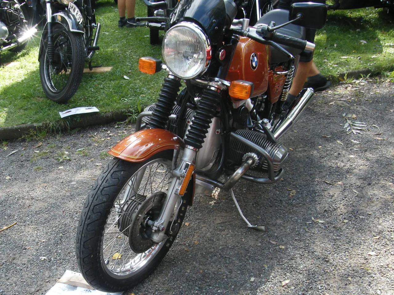 BMW R 75/7 zijaanzicht
