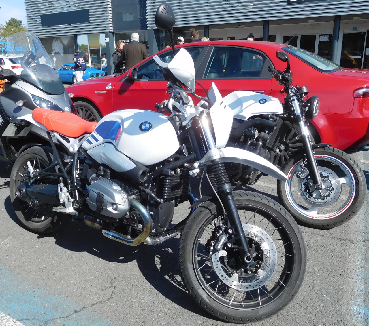 BMW R nineT Urban GS front three-quarter view