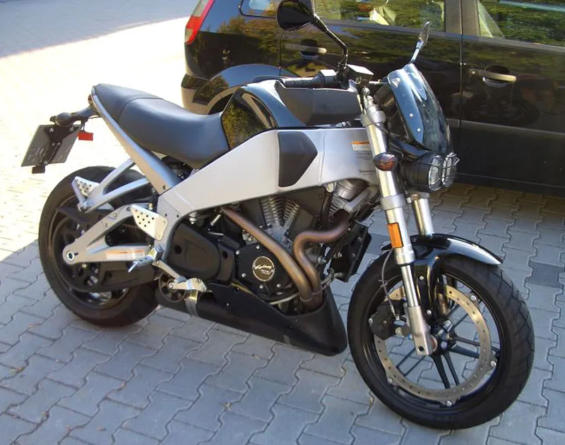 Buell XB9SX Lightning CityX rechterzijde