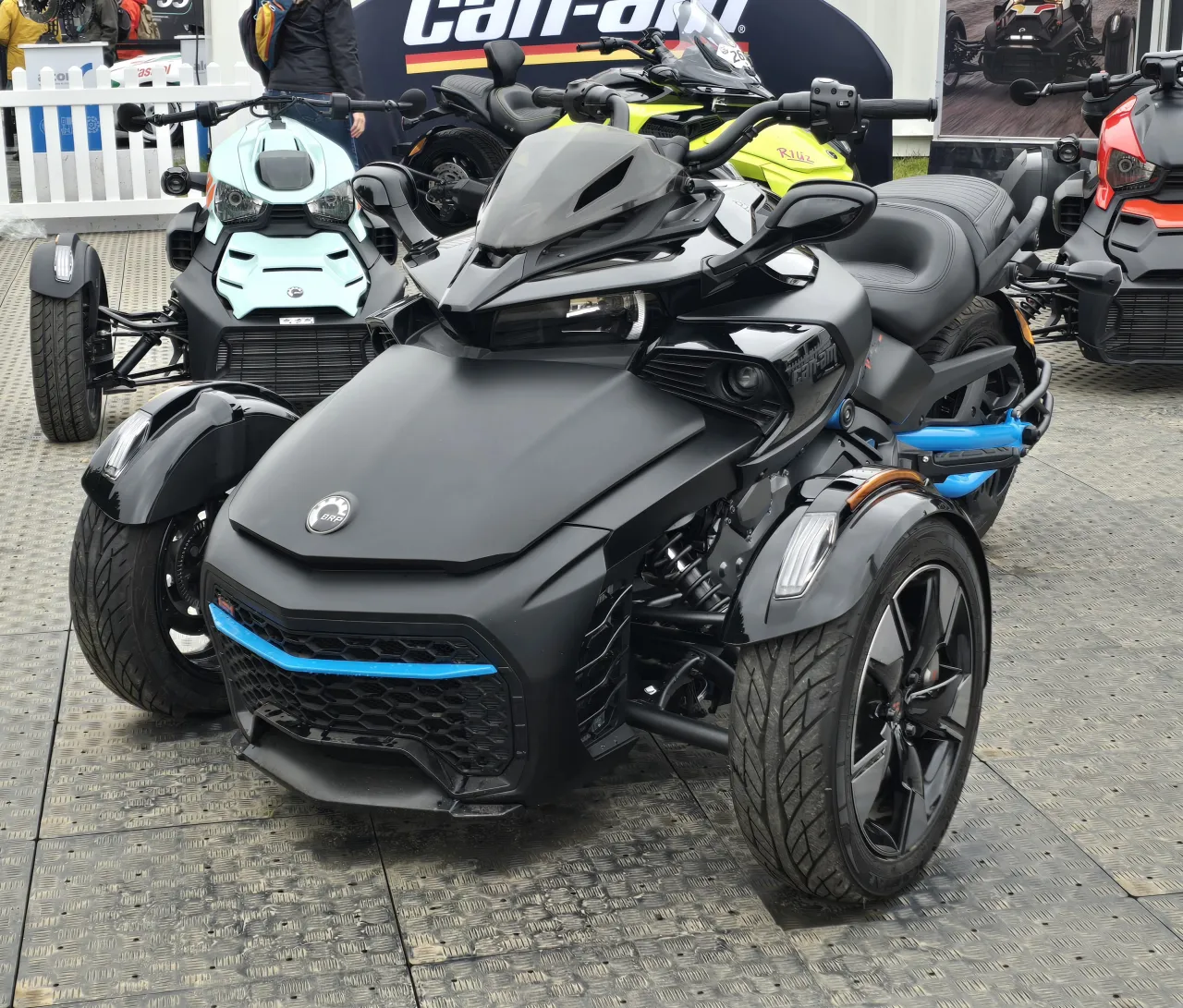2024 Can-Am Spyder F3-S side profile