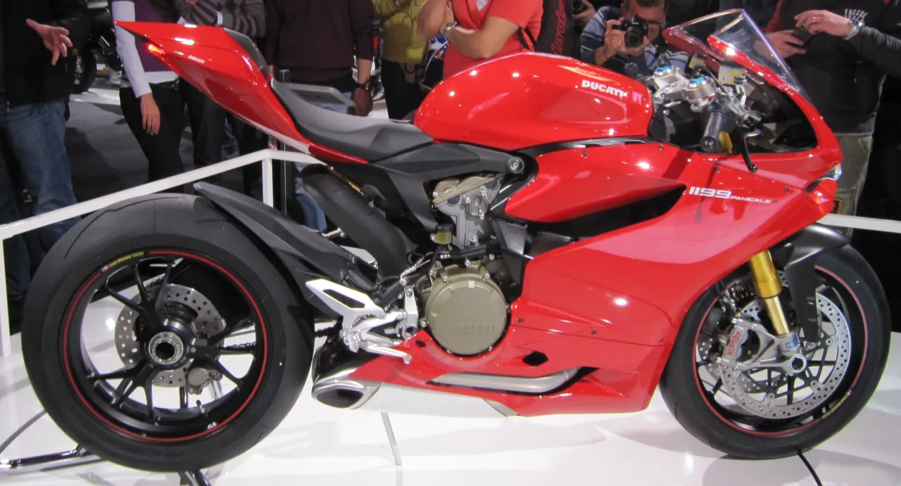 Ducati 1199 Panigale S rechterzijde