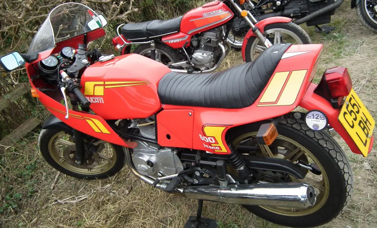 Ducati 600 Pantah