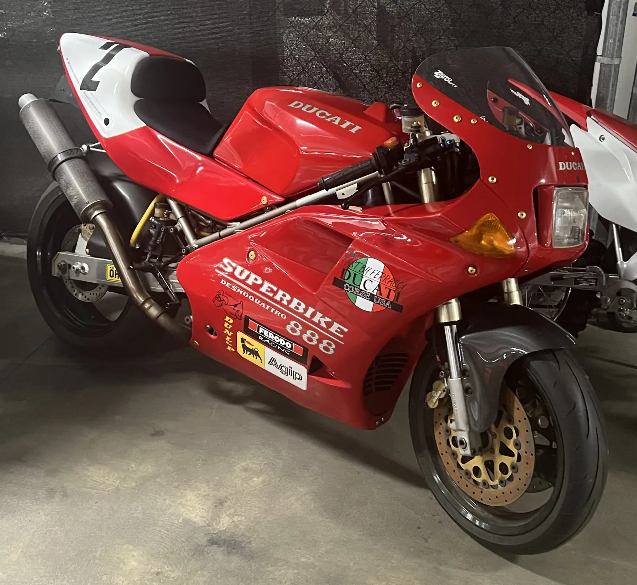 Ducati 888 uit 1993 in het Petersen Automotive Museum