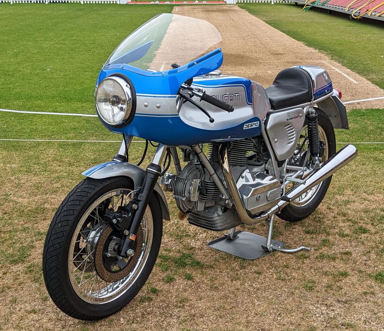 Ducati 900 SuperSport Desmo uit 1975