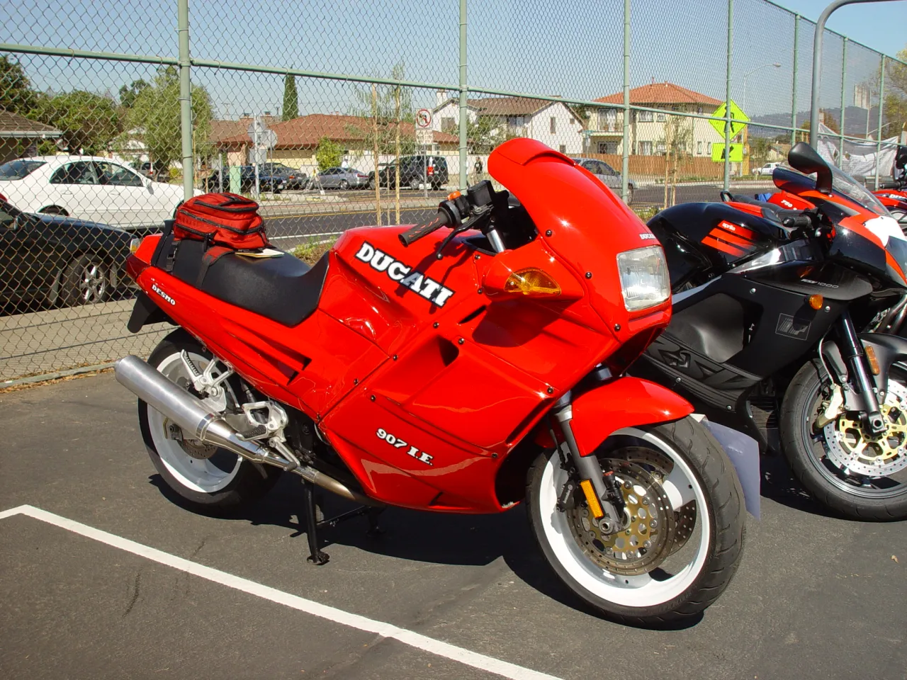 Ducati 907 IE side profile