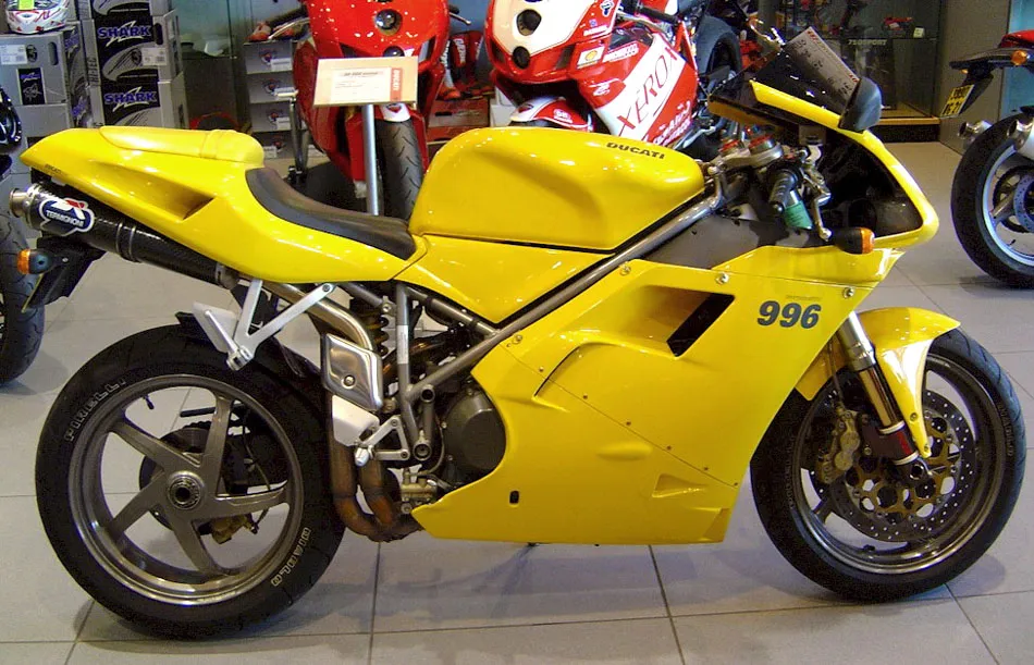 Ducati 996 modeljaar 2000