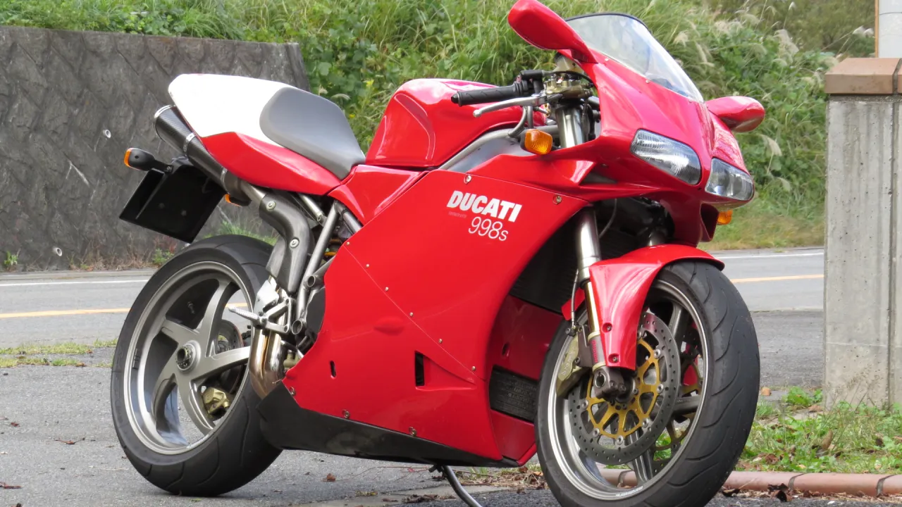 Ducati 998S superbike
