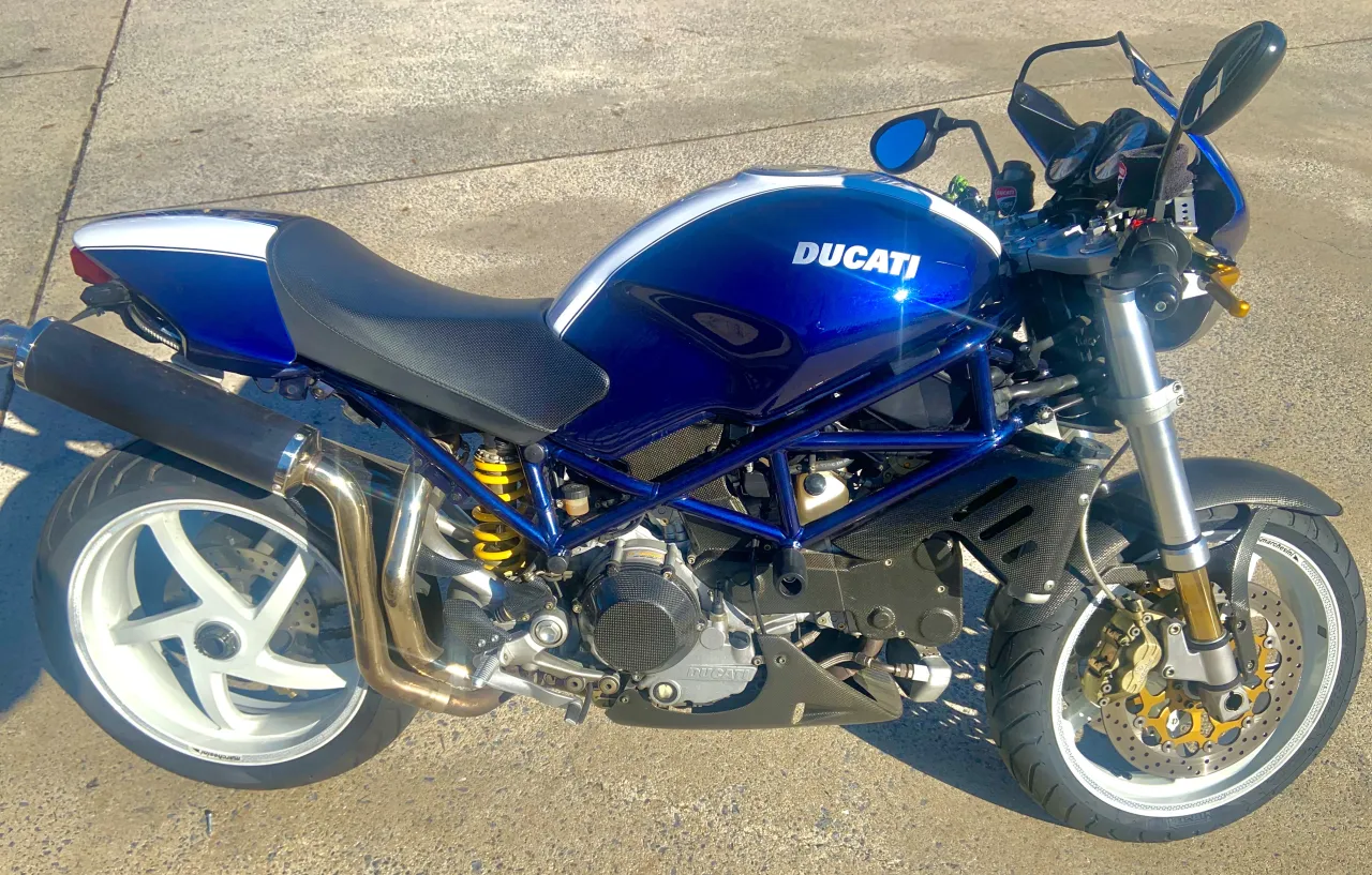 Ducati Monster S4R 2004 zijaanzicht