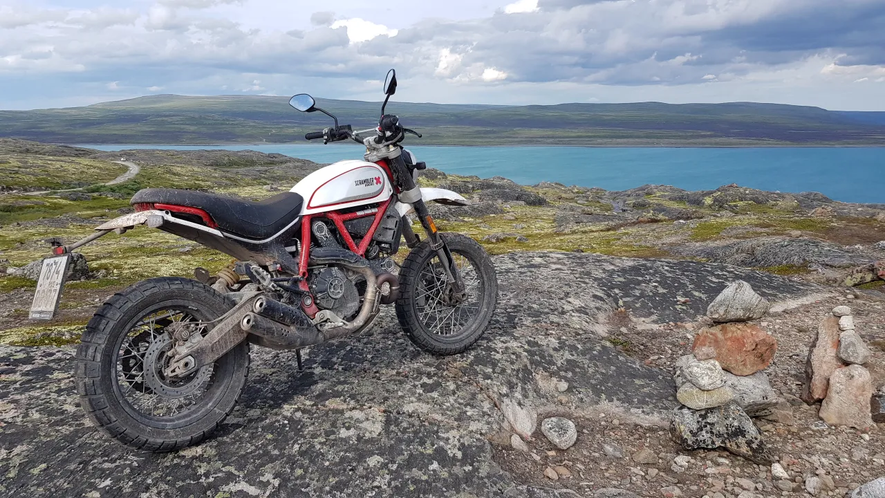 Ducati Scrambler Desert Sled 2019 op de weg