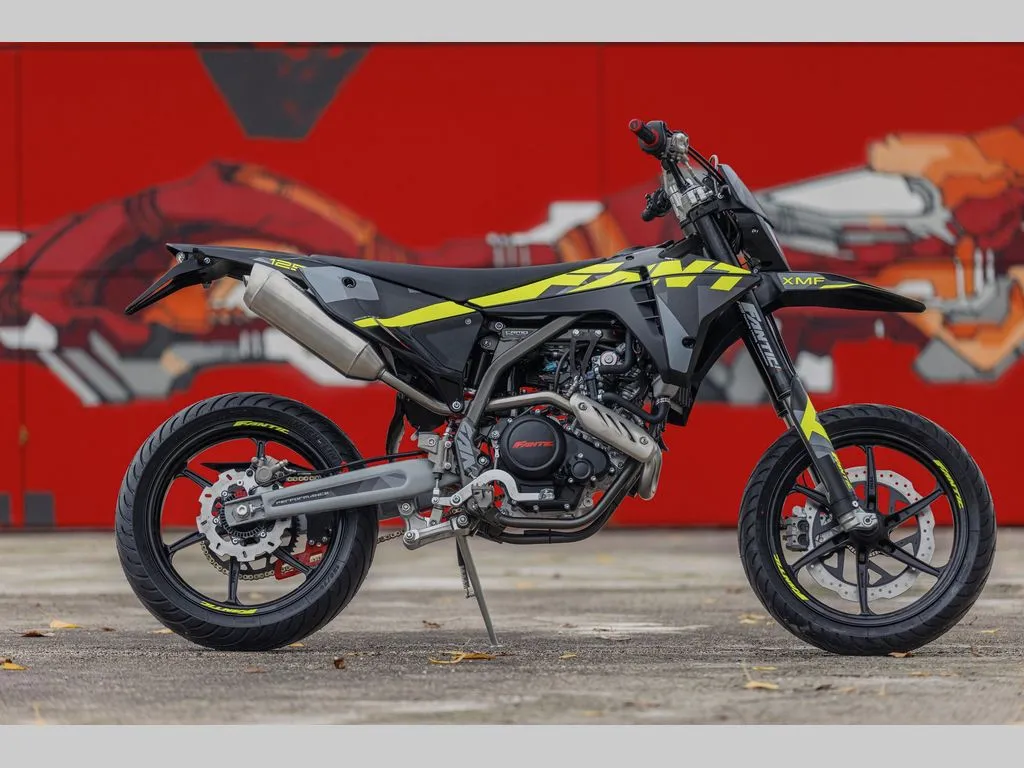 Fantic 125 4T Supermotard Performance