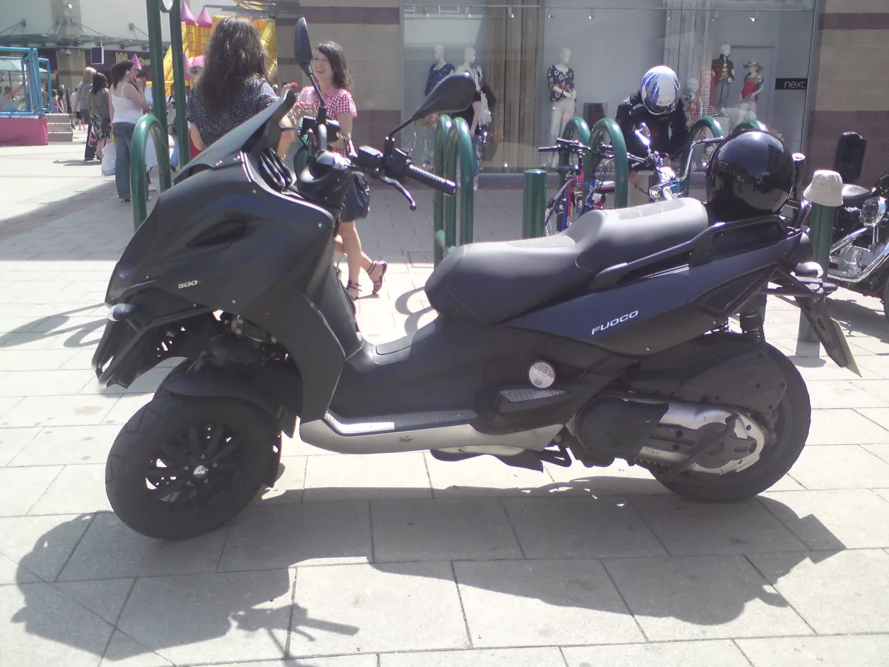 2008 Gilera Fuoco 500 in Demon Black colour