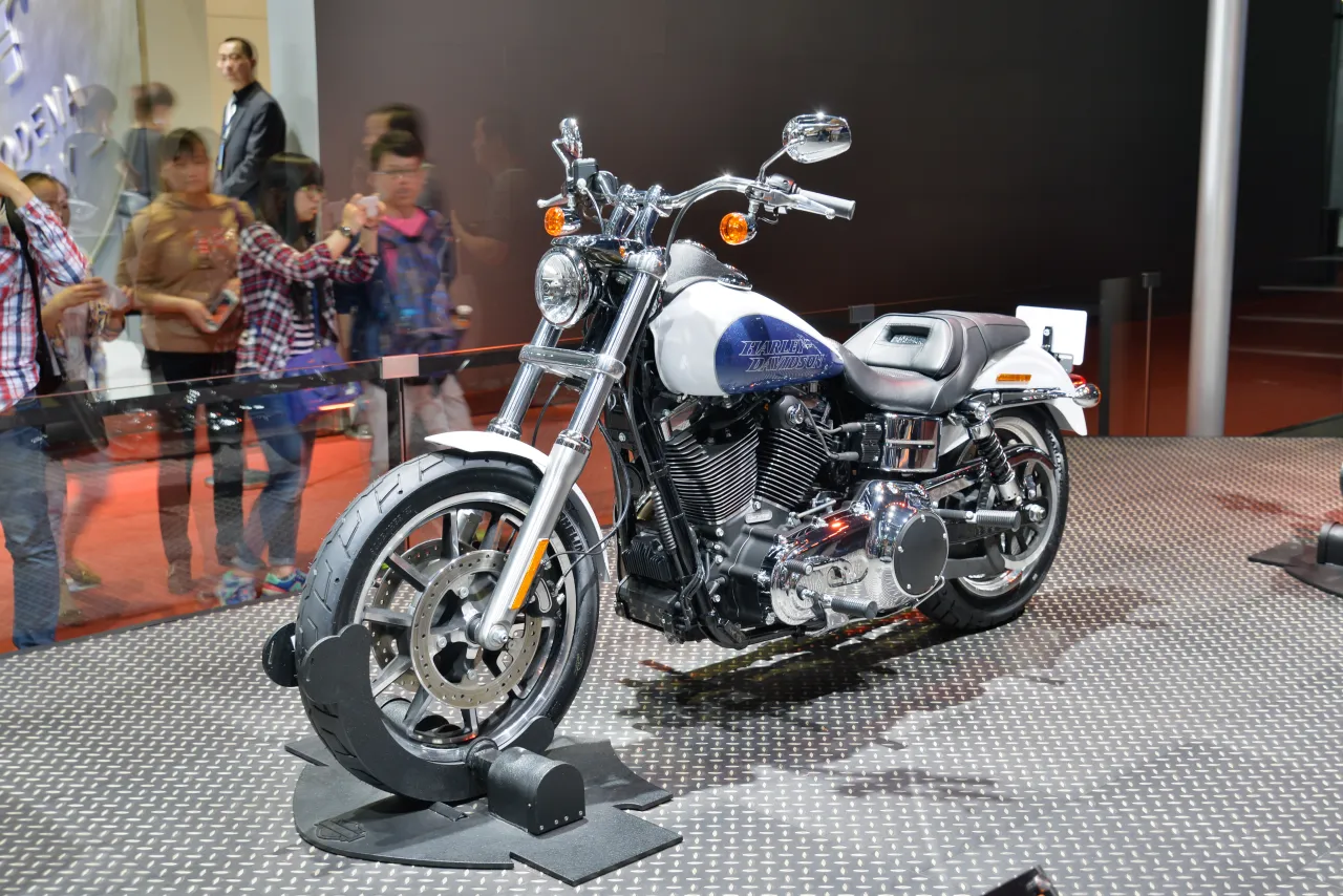 Harley-Davidson Low Rider, later model
