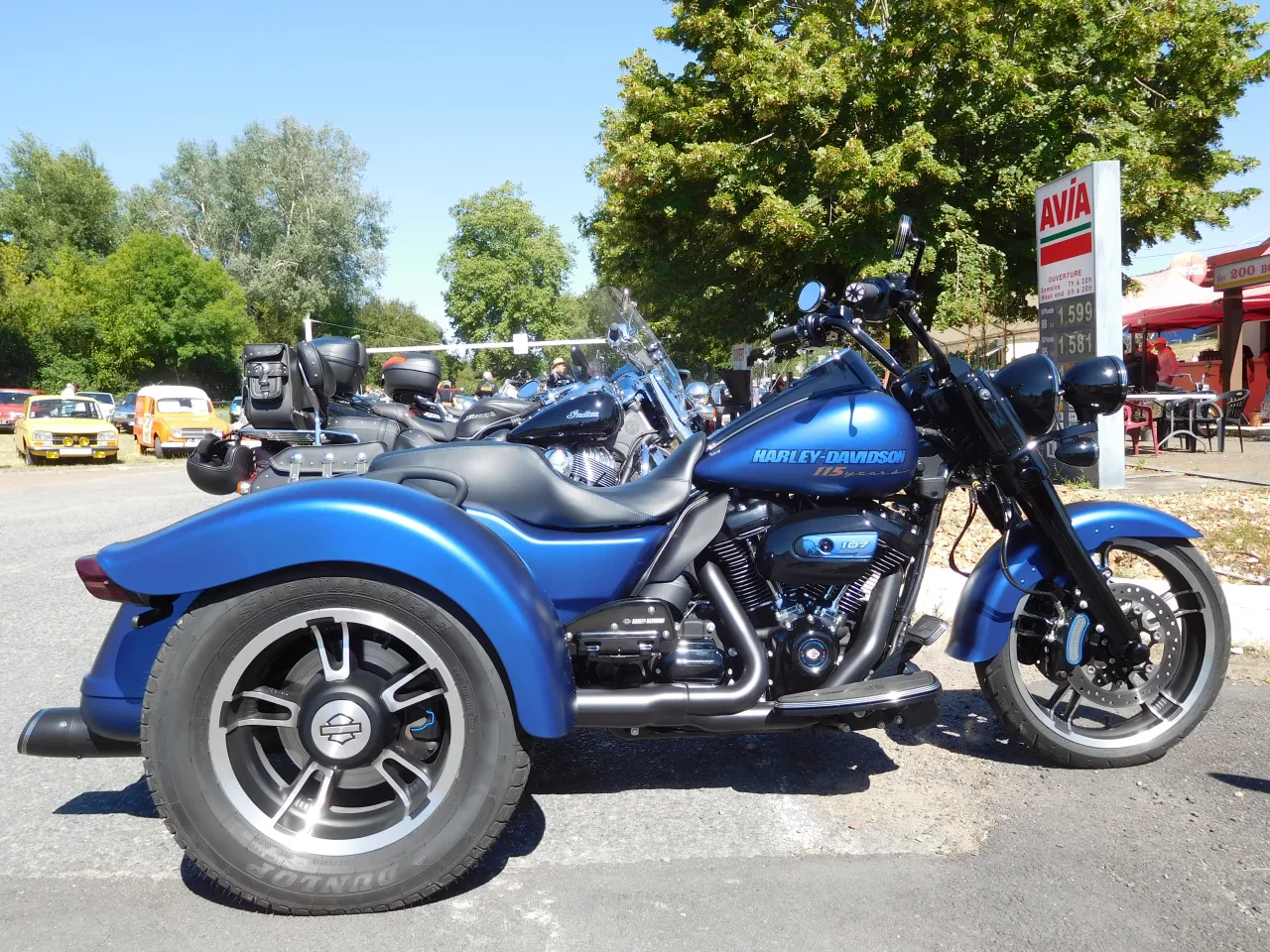 Harley-Davidson Freewheeler 107 ci trike side view