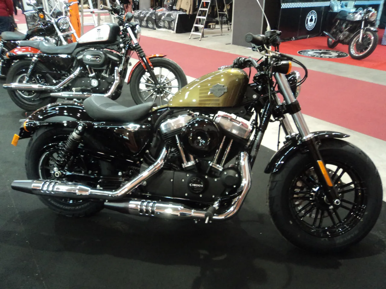 Harley-Davidson Sportster Forty-Eight bobber cruiser