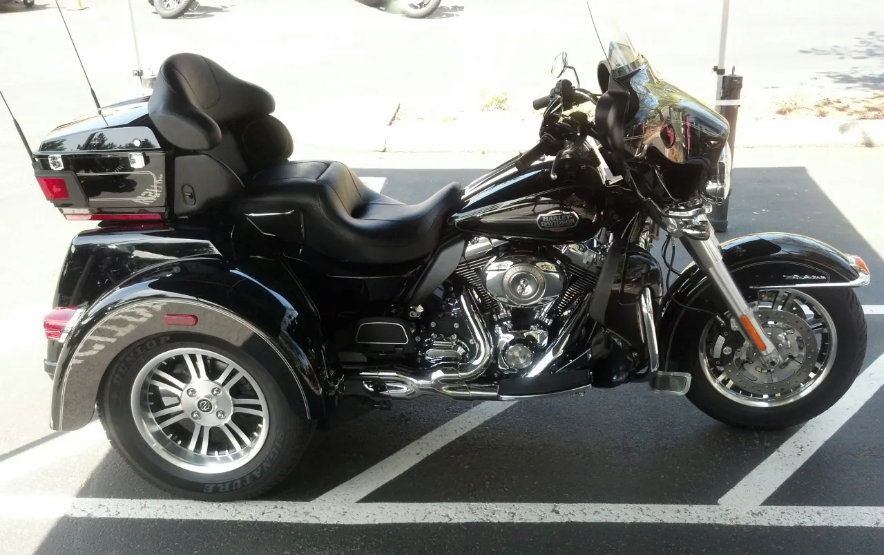2013 Harley-Davidson Tri Glide side profile