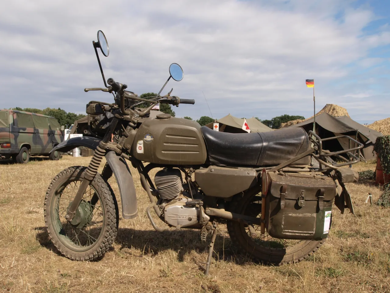 Militaire Hercules motor zijaanzicht