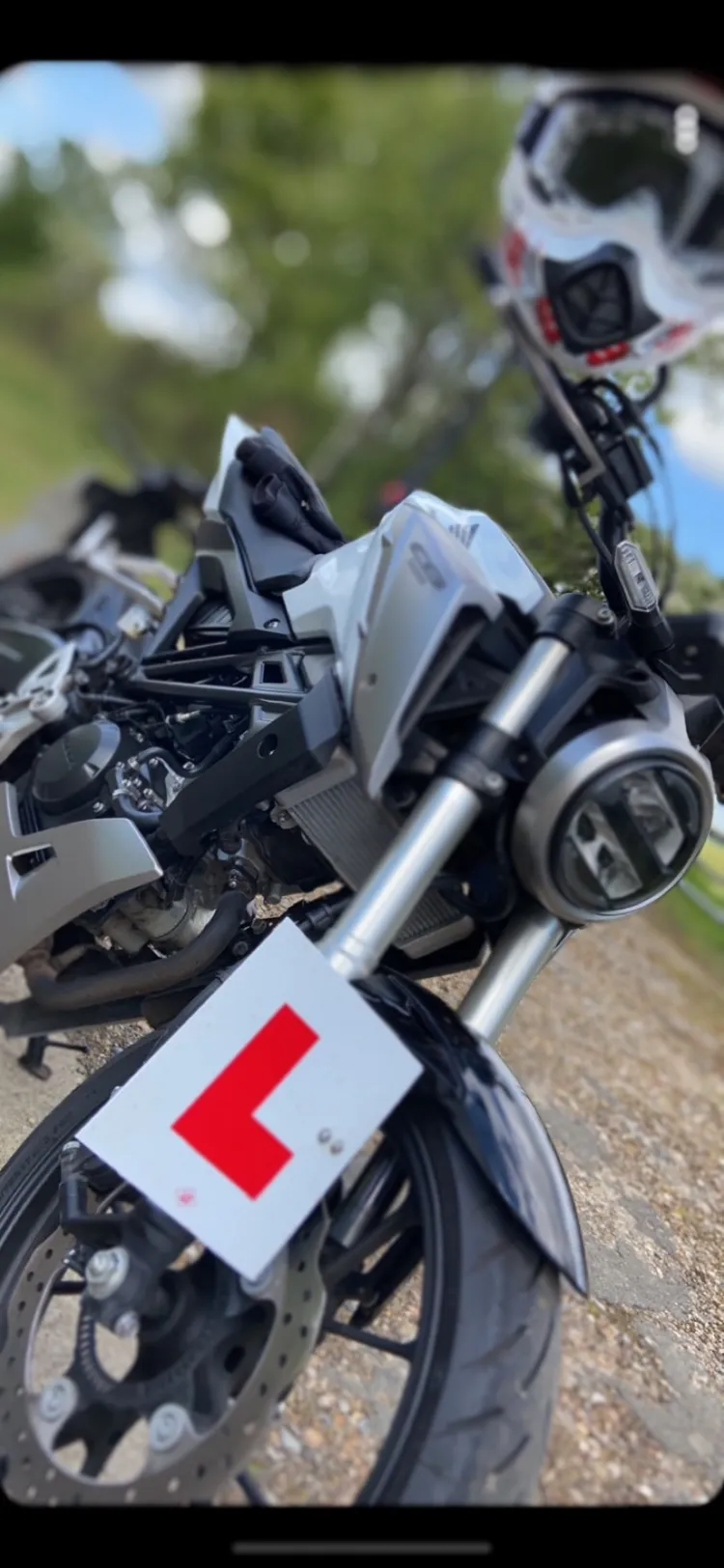 Honda CB125R vooraanzicht