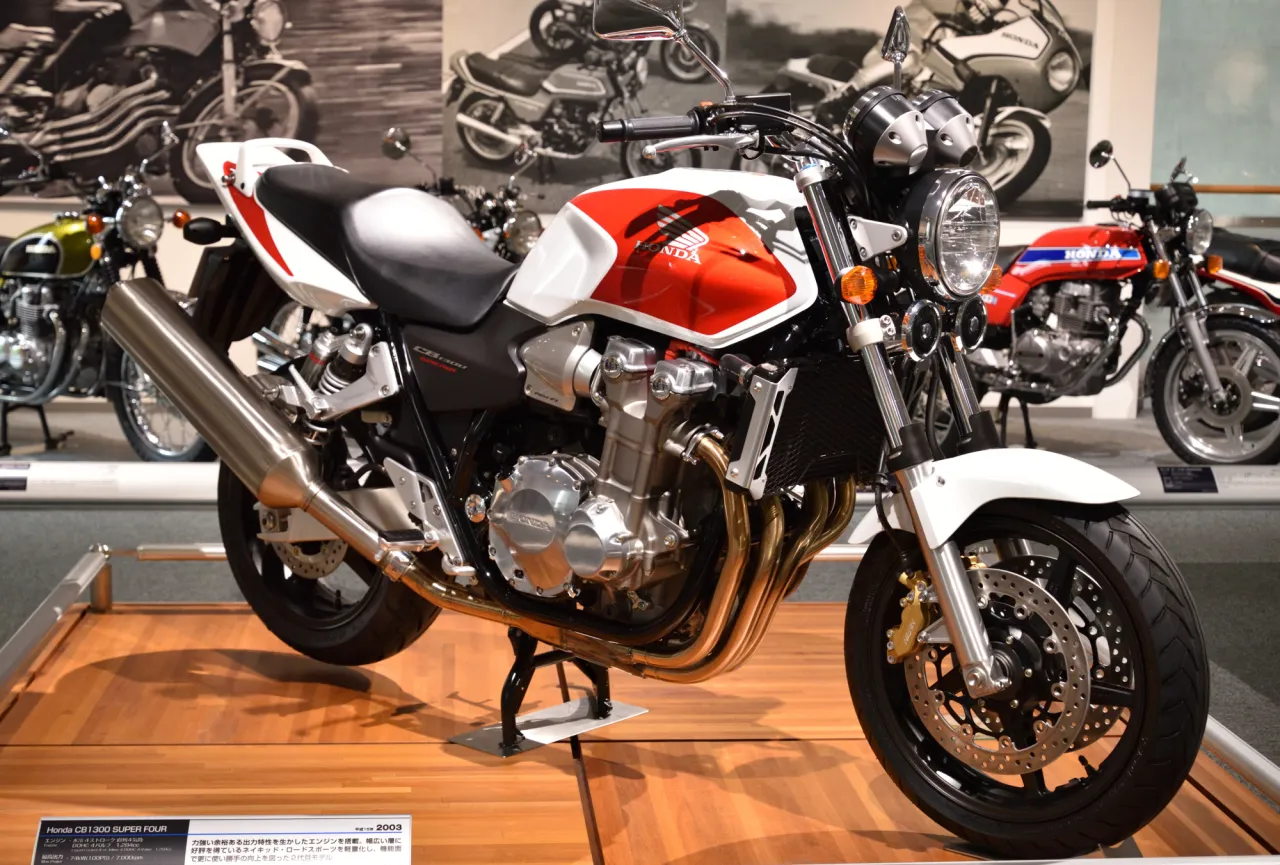 Honda CB1300 2003 model zijaanzicht