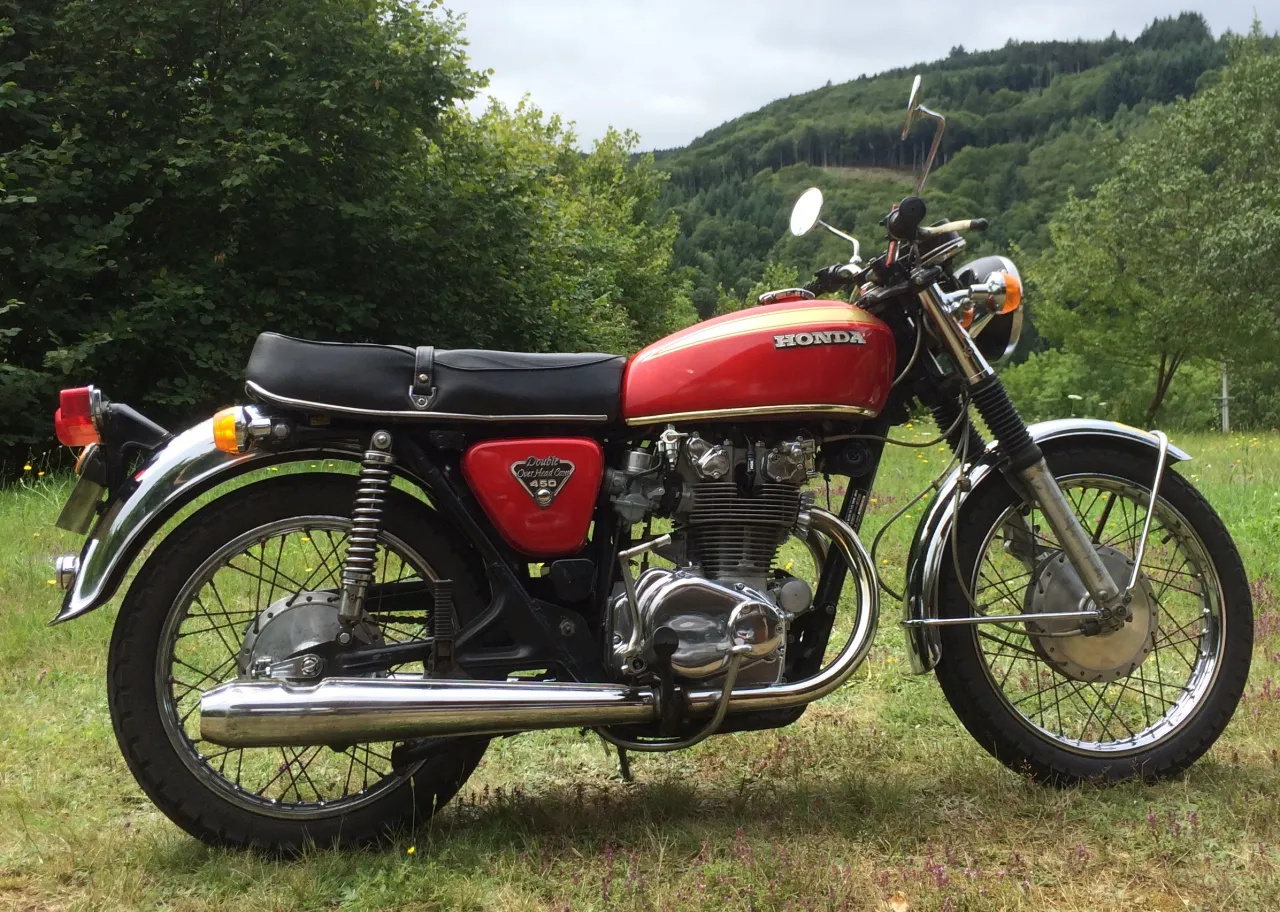 Honda CB450 K5 1973 zijaanzicht