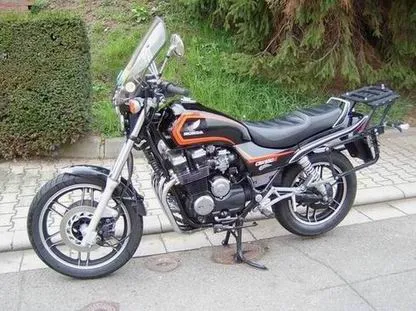 Honda CBX 650 E studioopname