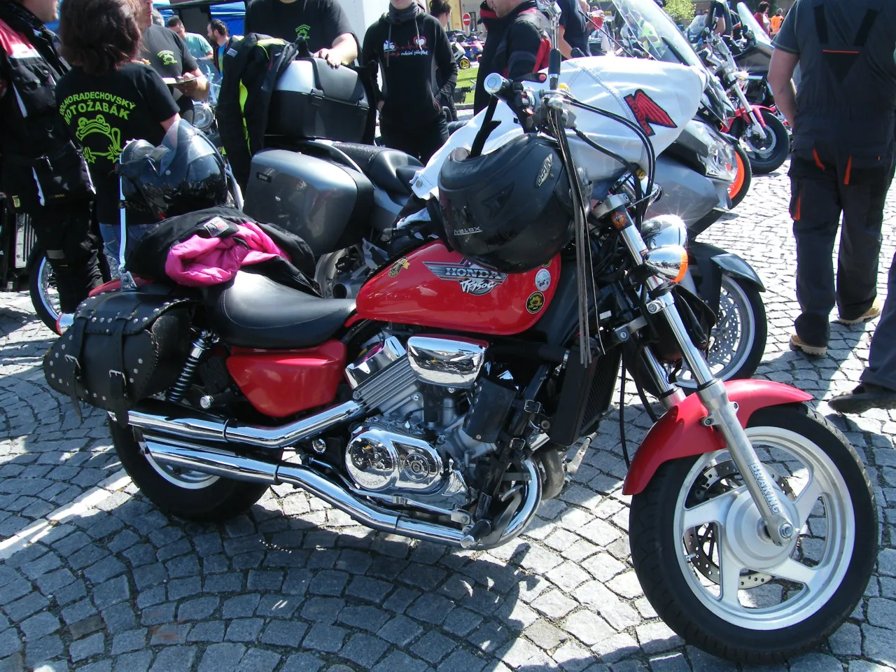 Honda VF 750 C Magna cruiser motorfiets