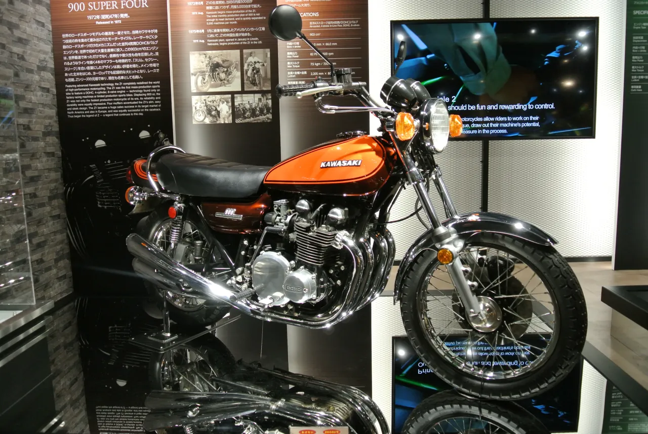 Kawasaki Z1 900 uit 1972