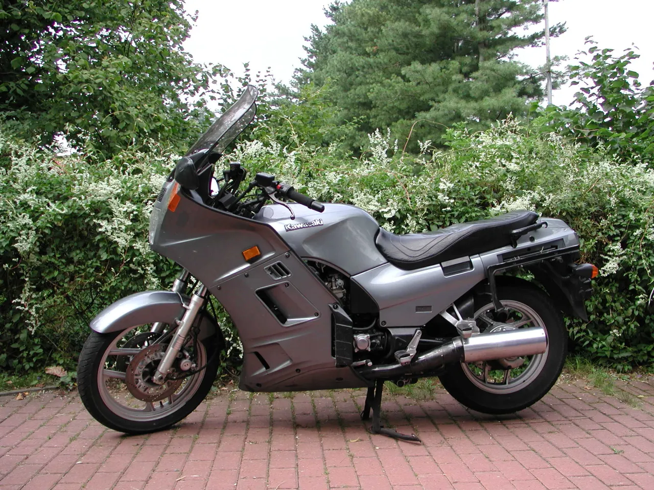 Kawasaki GTR 1000 tourmotor met originele harde koffers
