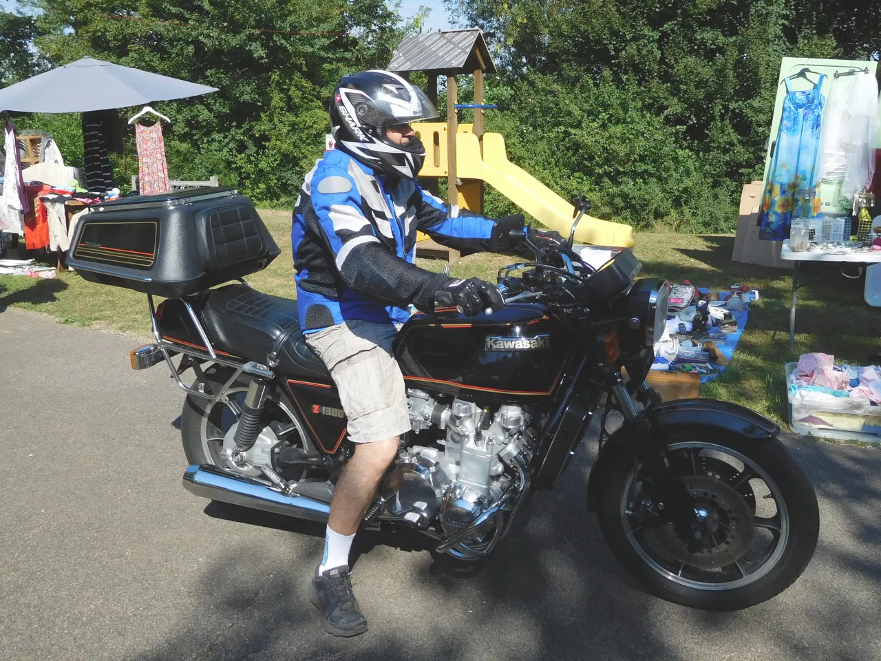Kawasaki Z1300 in black