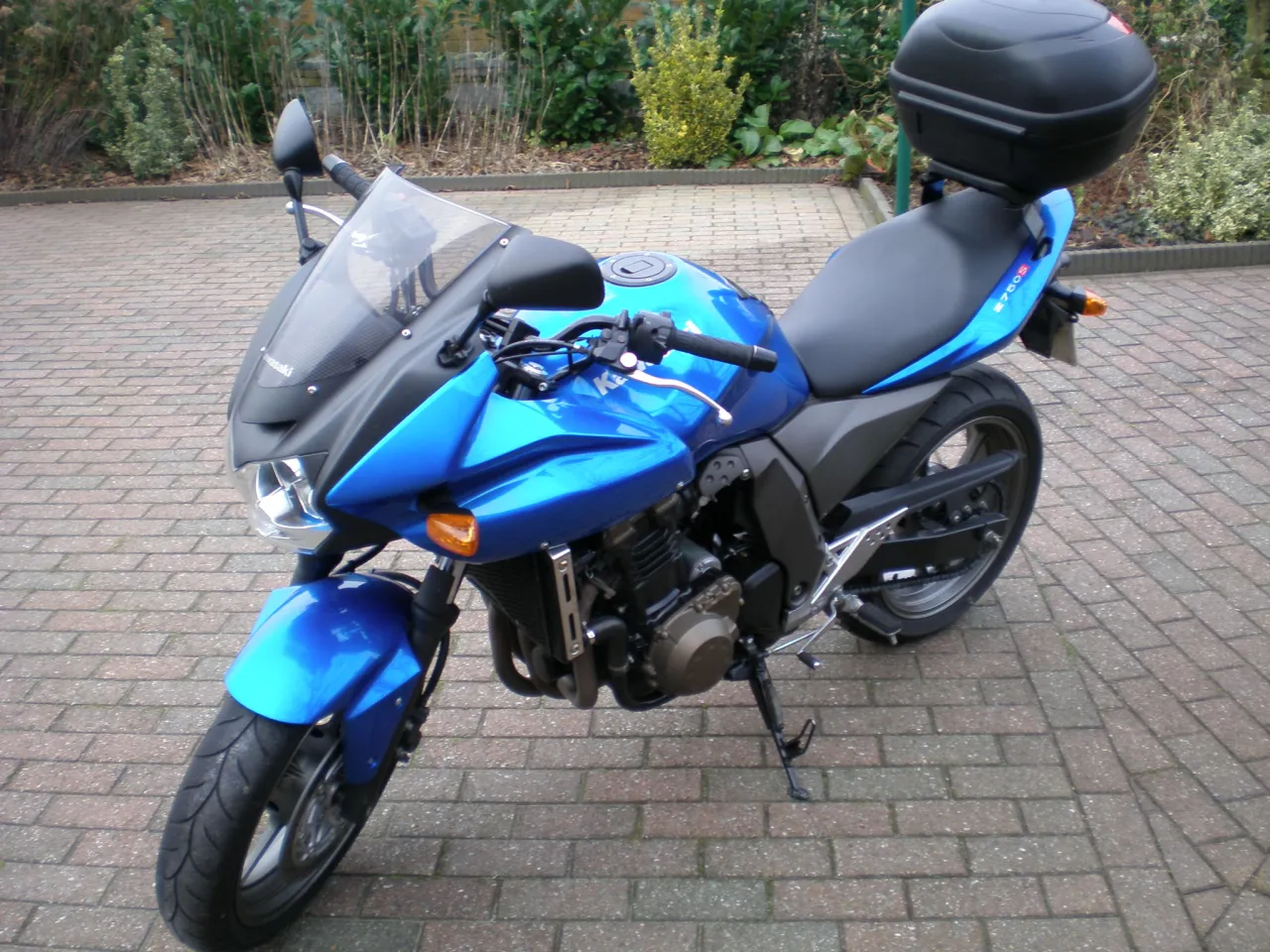 Kawasaki Z750S 2006, linker voorkant