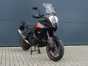 KTM 1290 Super Adventure S in orange, side profile