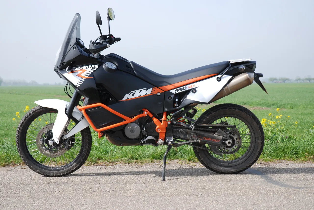 KTM 990 Adventure R 2011 oranje adventure motor