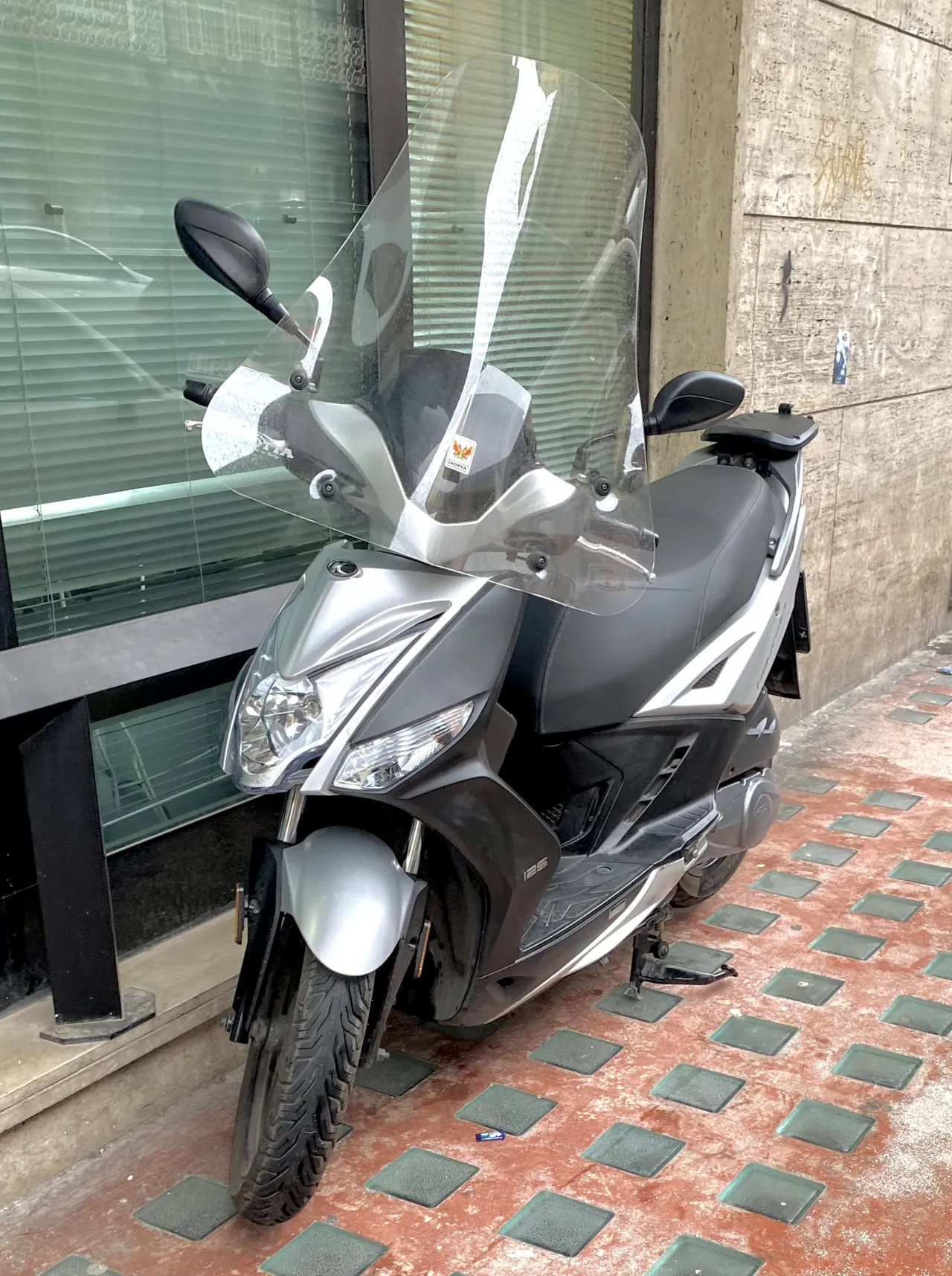 Kymco Agility 125 R16+ scooter