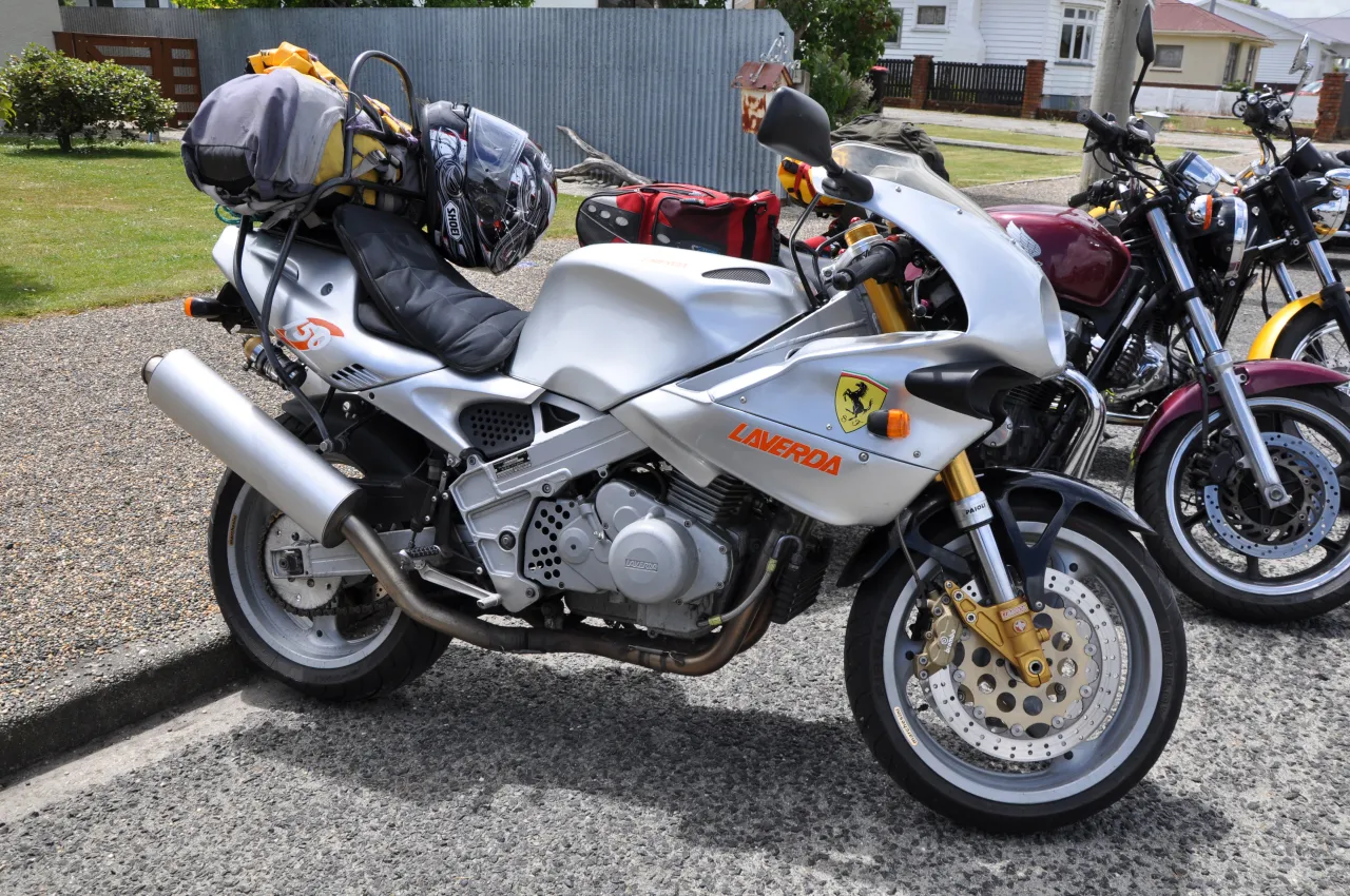 Laverda 750 moderne versie 2005