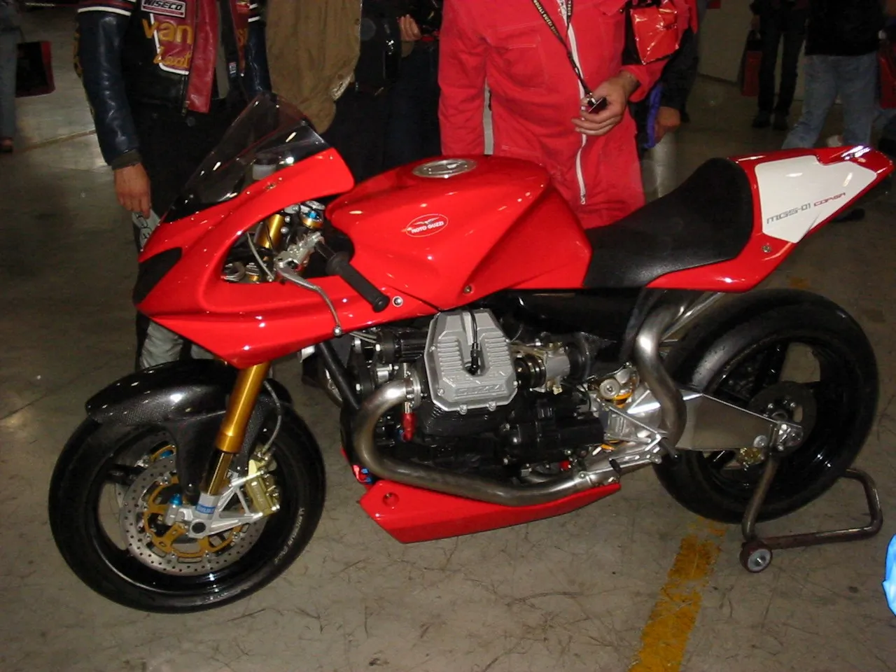 Moto Guzzi MGS-01 Corsa sportmotor