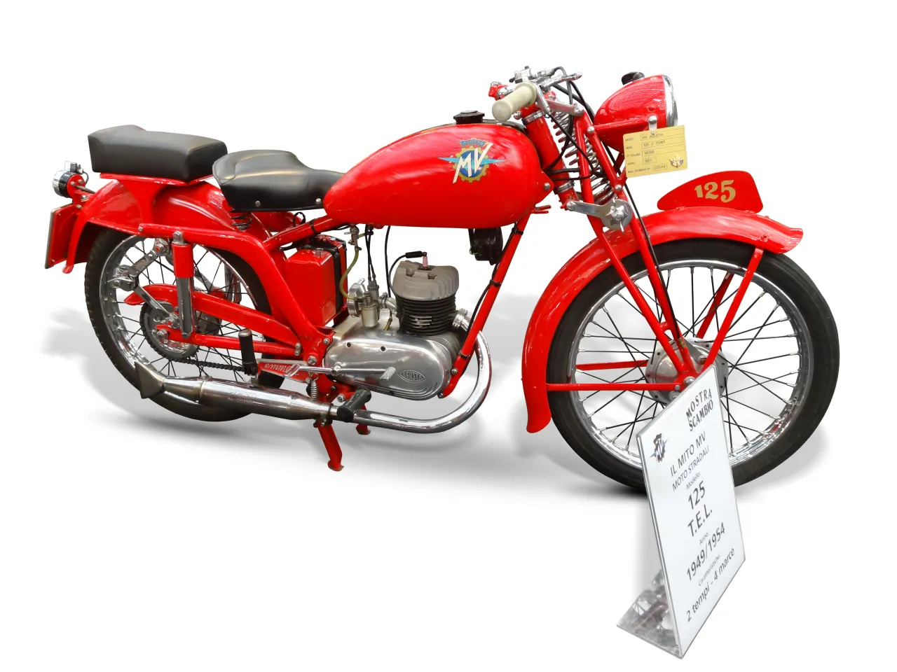 MV Agusta 125 TEL Turismo C 1949 op witte achtergrond