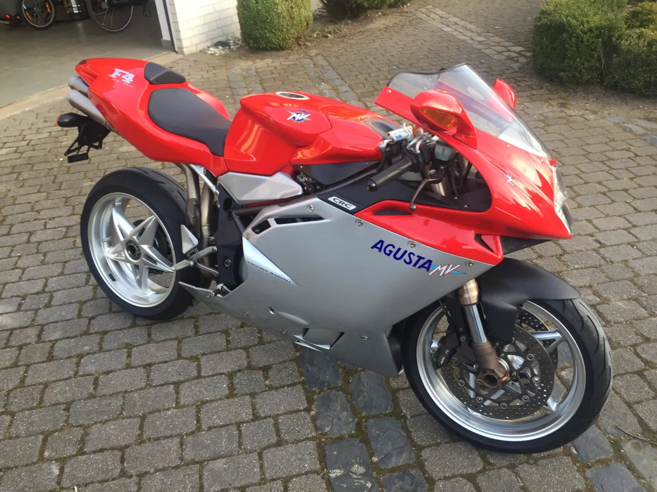 MV Agusta F4S Evo3 750 uit 2004