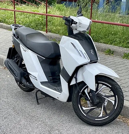 Peugeot Tweet 125 Active scooter