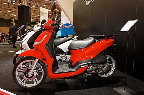 Peugeot Tweet 125 scooter