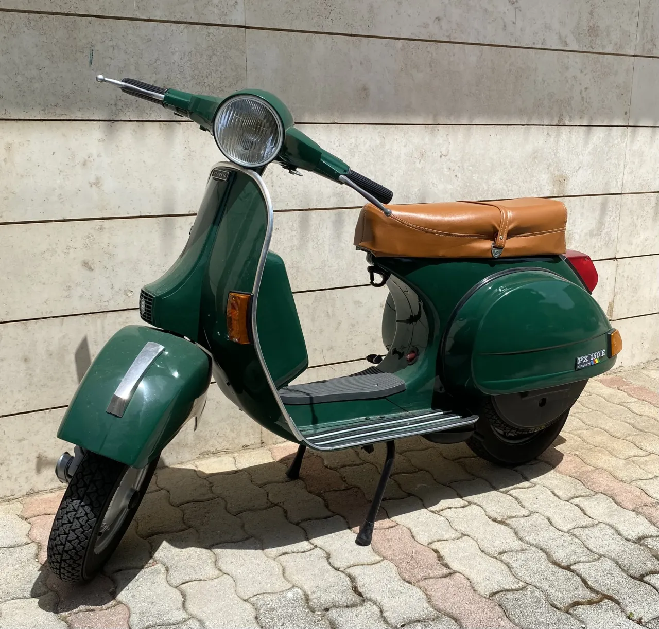 Vespa PX 150E Elestart Arcobaleno uitvoering