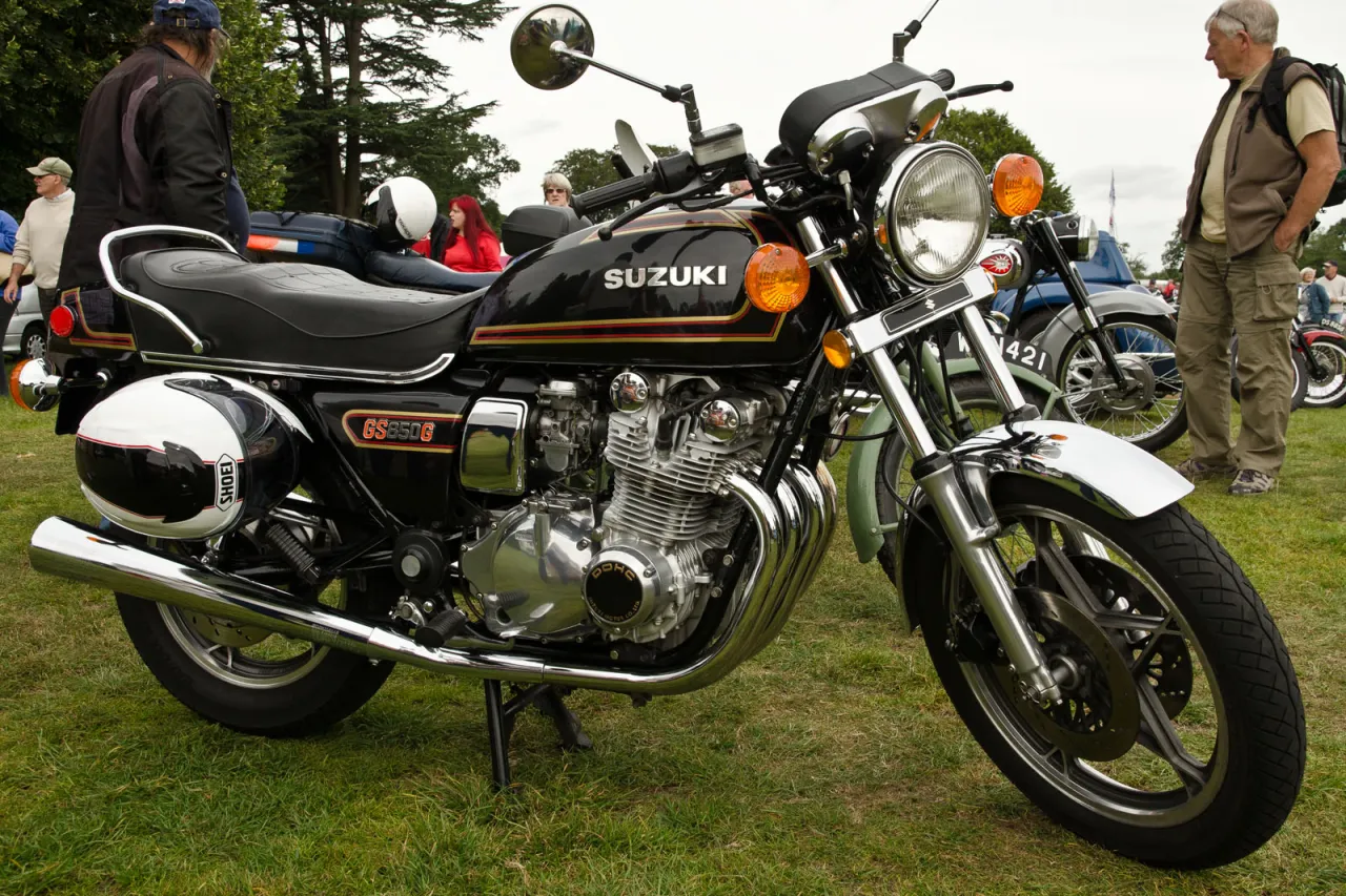 Suzuki GS 850 G 1980 zijaanzicht